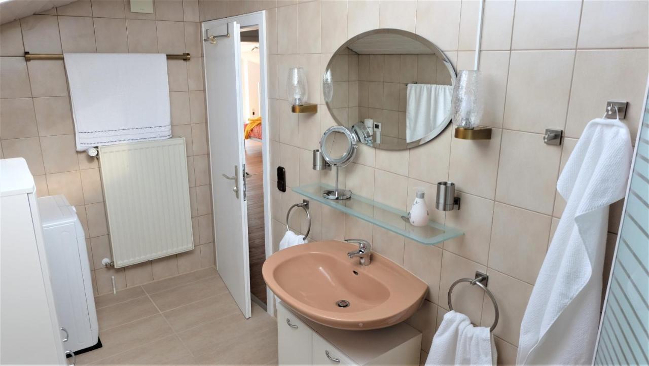 Ferienwohnung Kaiserblick Stephanskirchen Екстер'єр фото